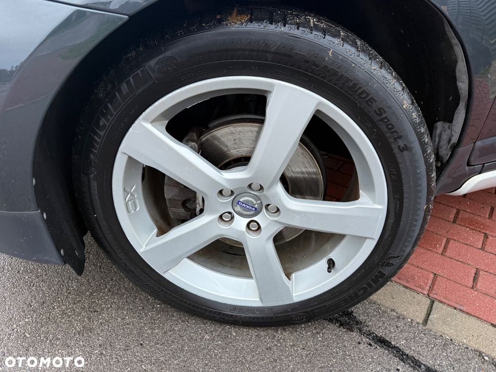 Volvo XC 60 D5 AWD RDesign - 25