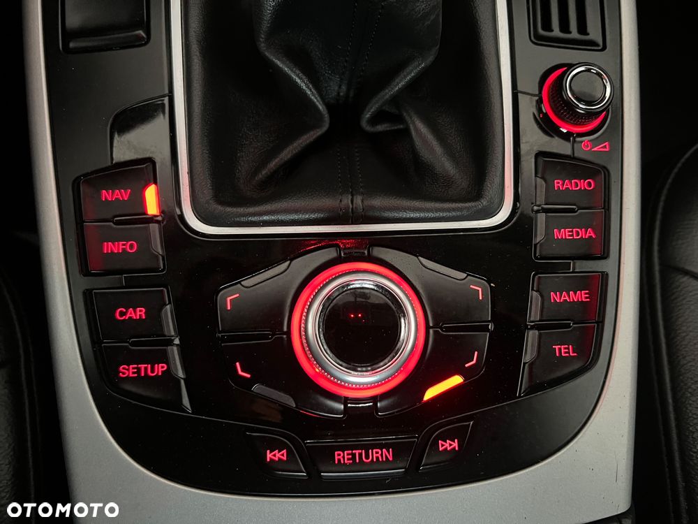 Audi A4 Limousine 1.8 TFSI S line Sportpaket (plus) - 39