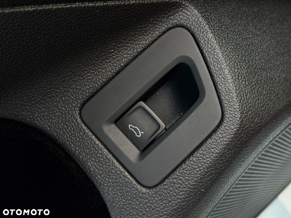 Volkswagen Passat 2.0 TDI BMT Comfortline DSG - 19