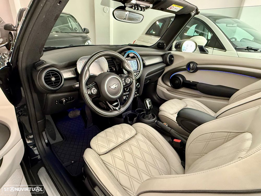 MINI Cabrio Cooper Premium Plus Sidewalk Special Edition Auto - 12