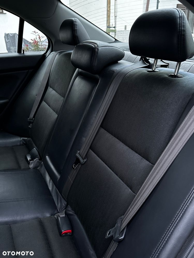 Honda Accord 2.0 Comfort - 21