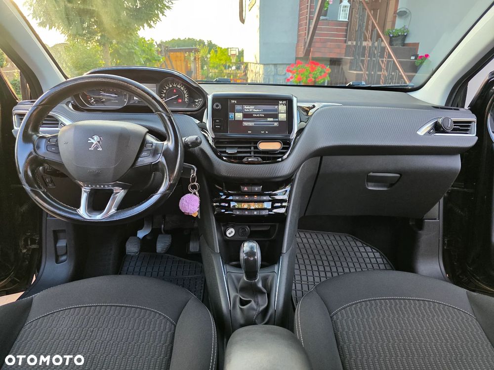 Peugeot 208 Blue-HDi 100 Stop&Start Allure - 15