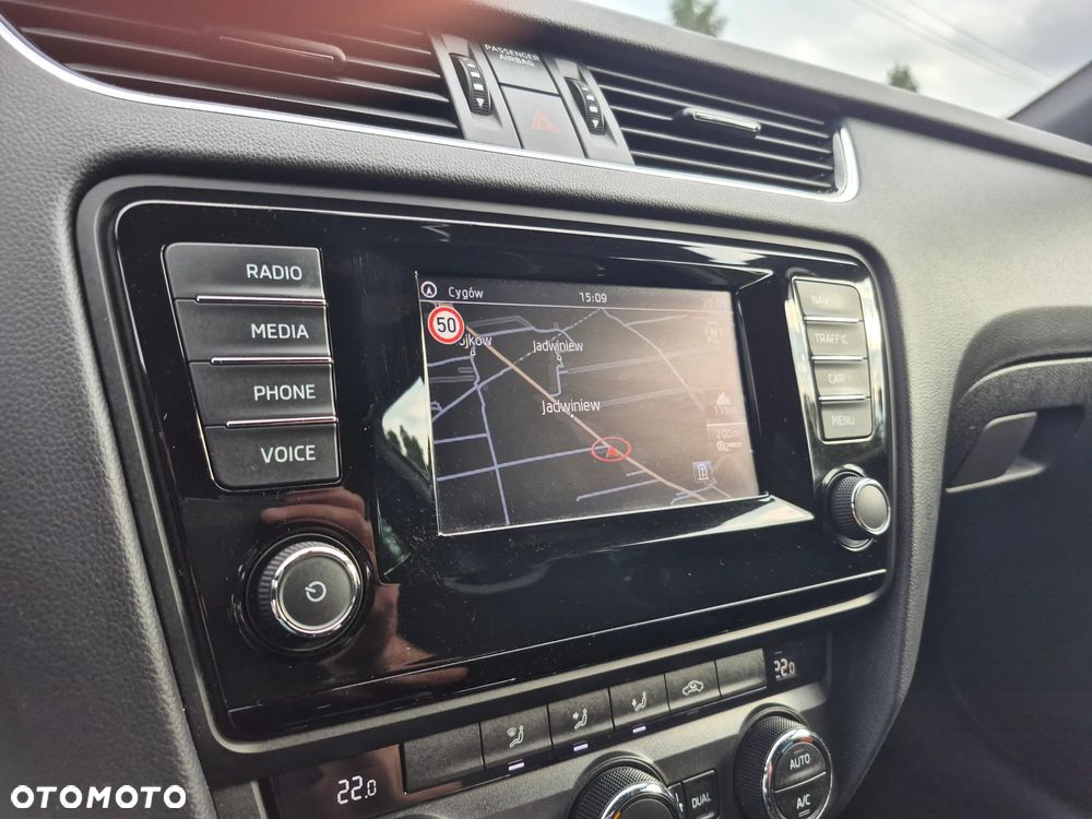 Skoda Octavia 2.0 TDI RS DSG - 21