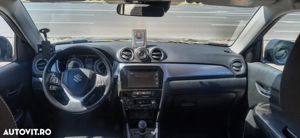 Suzuki Vitara - 7