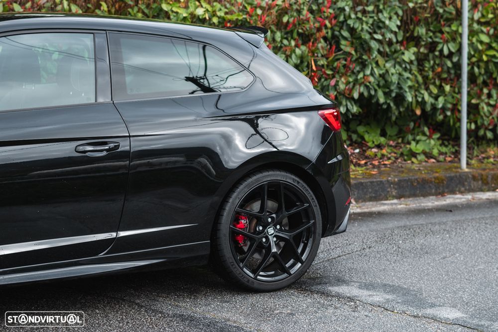 SEAT Leon SC 2.0 TSI S&S DSG Cupra 300 - 18