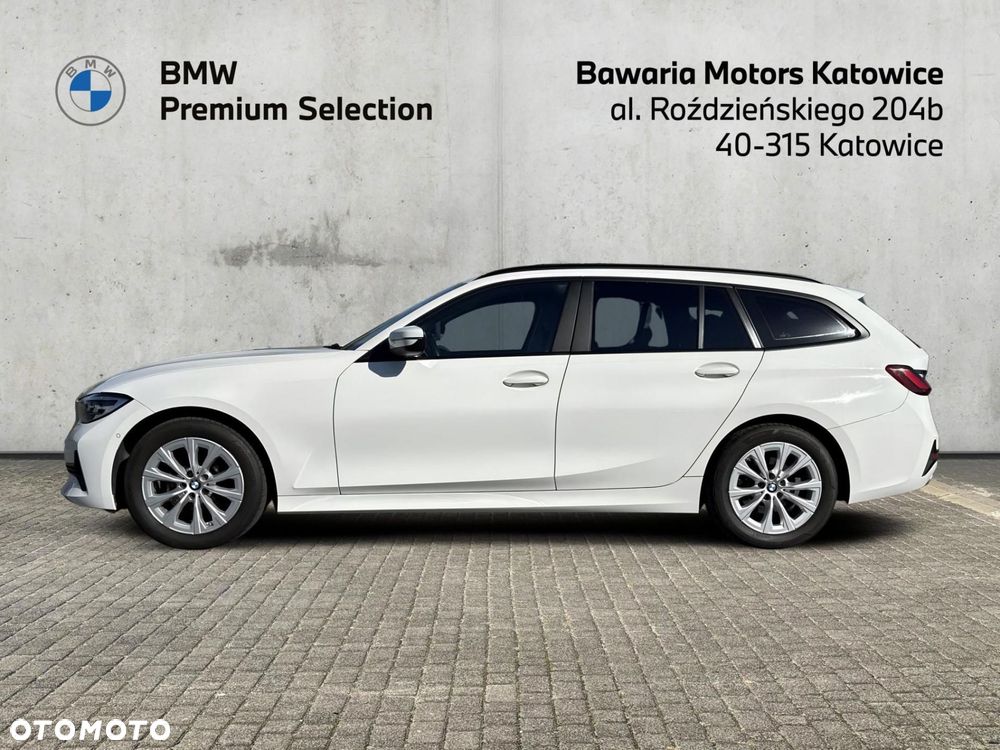BMW 318I 2022 photo 2
