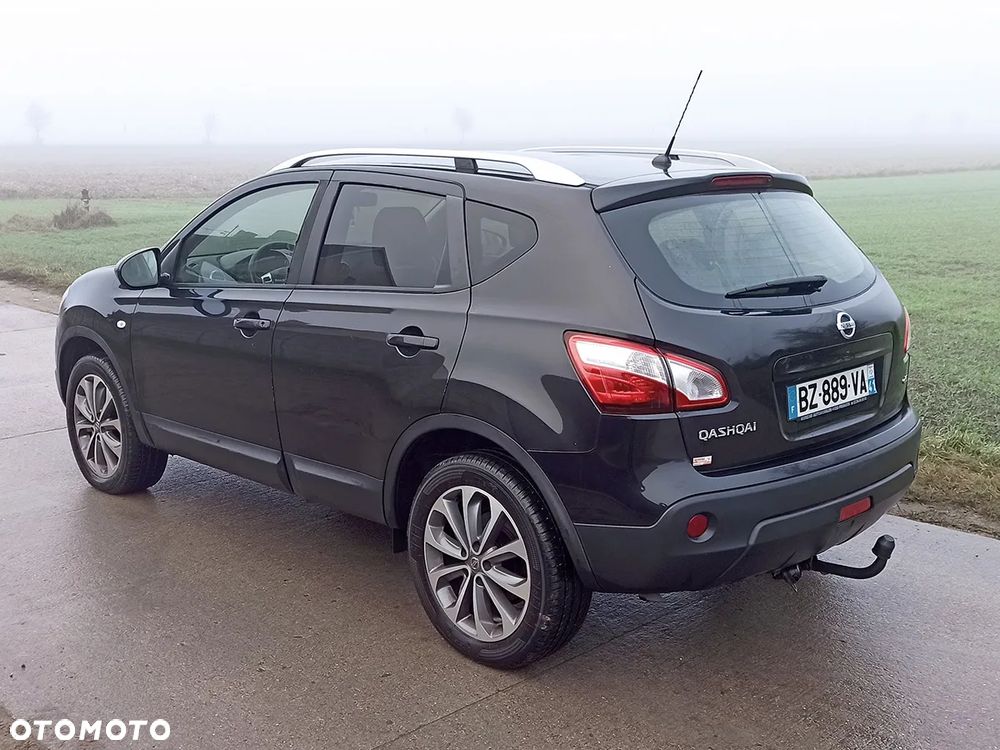 Nissan Qashqai - 4