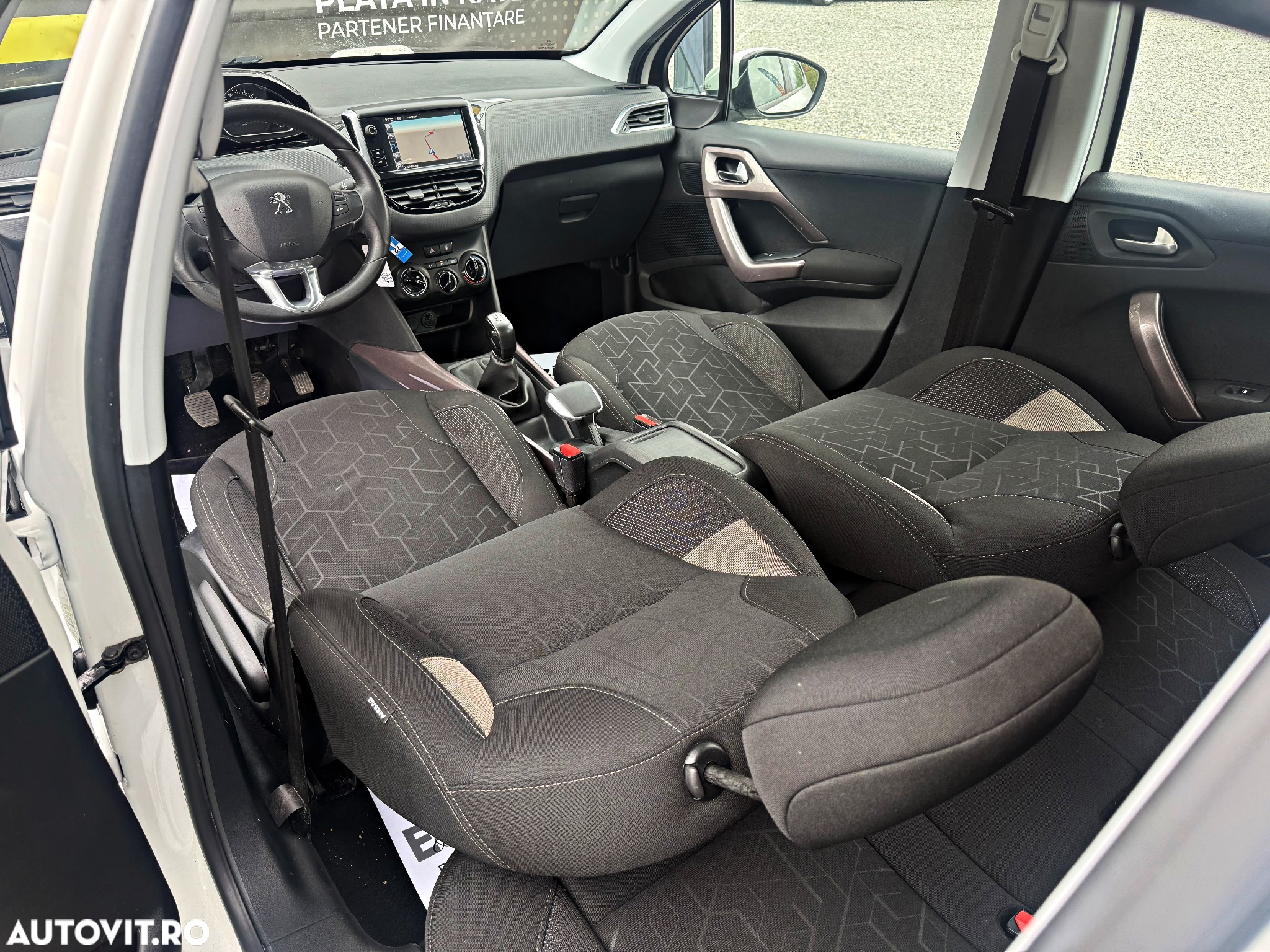Peugeot 2008 1.6 e-HDi FAP STT Allure - 6