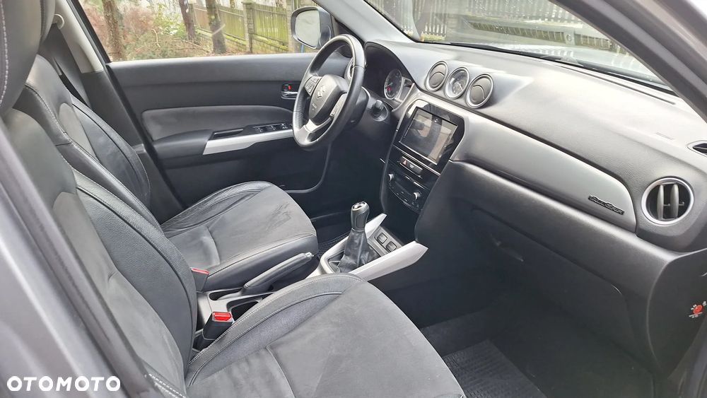 Suzuki Vitara 1.6 (4x4) Allgrip Comfort+ - 18