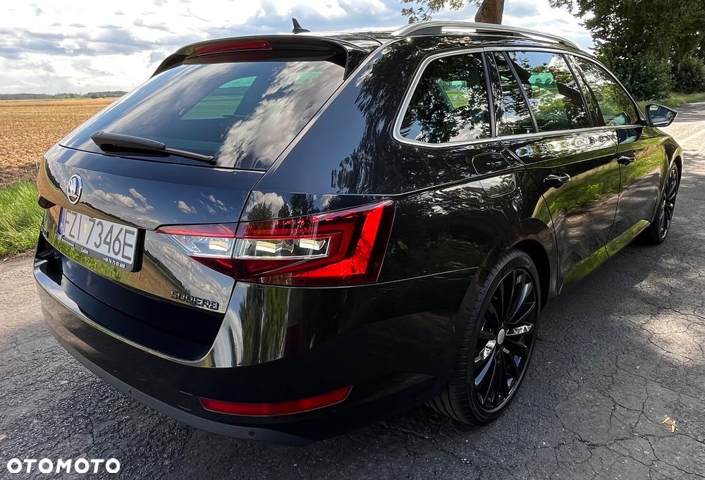 Skoda Superb 2.0 TDI DSG Premium Edition - 21