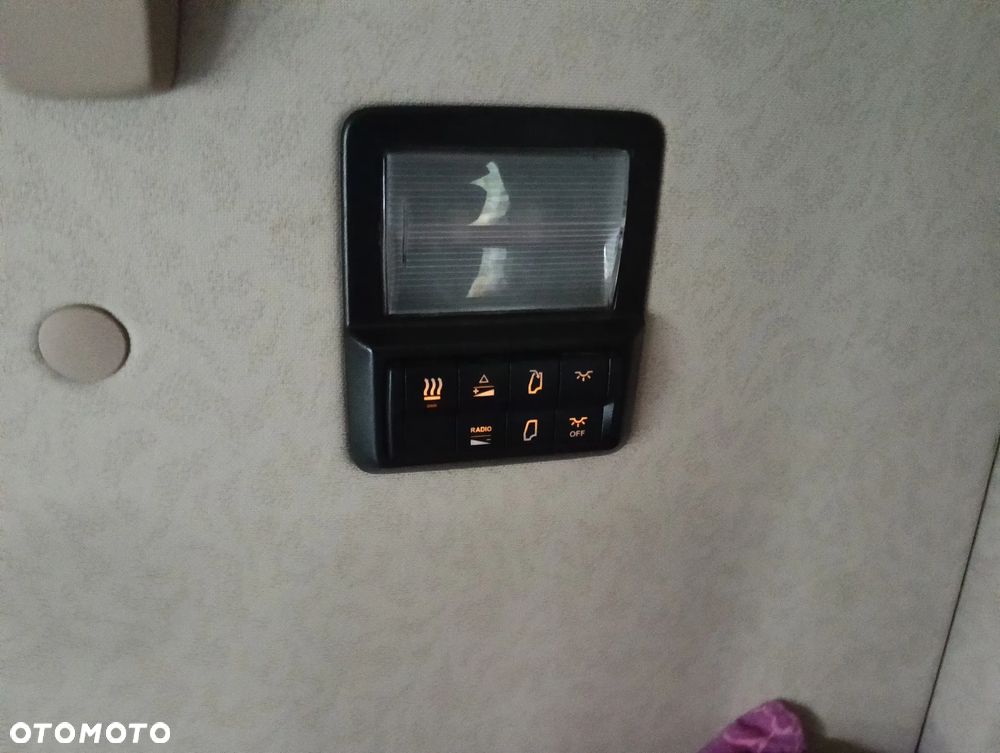 Mercedes-Benz ACTROS - 14