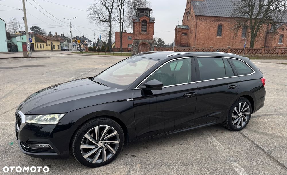 Skoda Octavia 2.0 TDI 4x4 Style DSG - 4