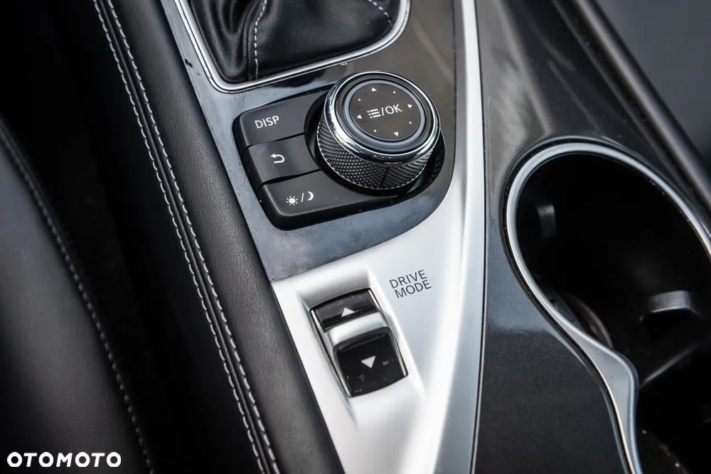 Infiniti Q50 - 20