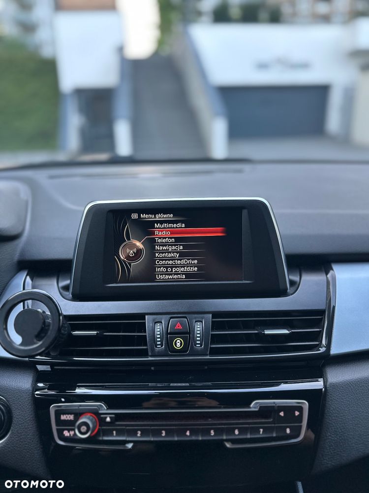 BMW Seria 2 218d Advantage - 24
