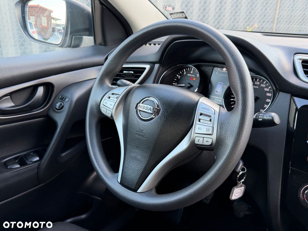 Nissan Qashqai 1.2 DIG-T Tekna EU6 - 17