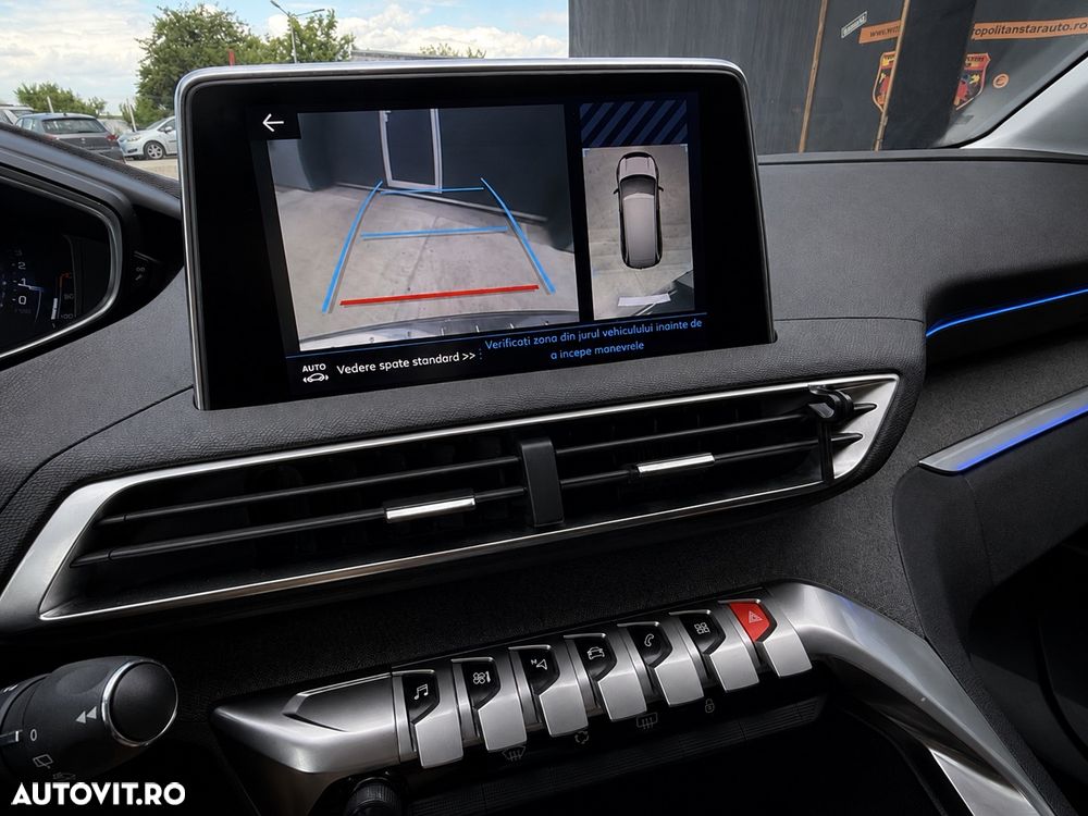 Peugeot 5008 - 21