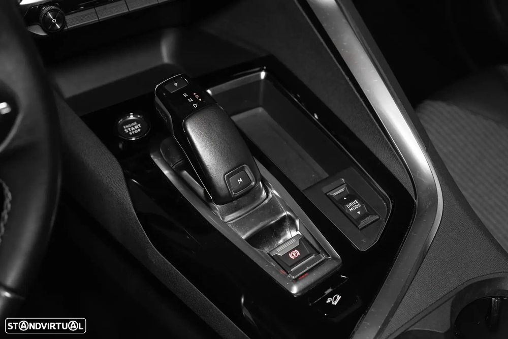 Peugeot 5008 BlueHDI 130 EAT8 Allure - 27