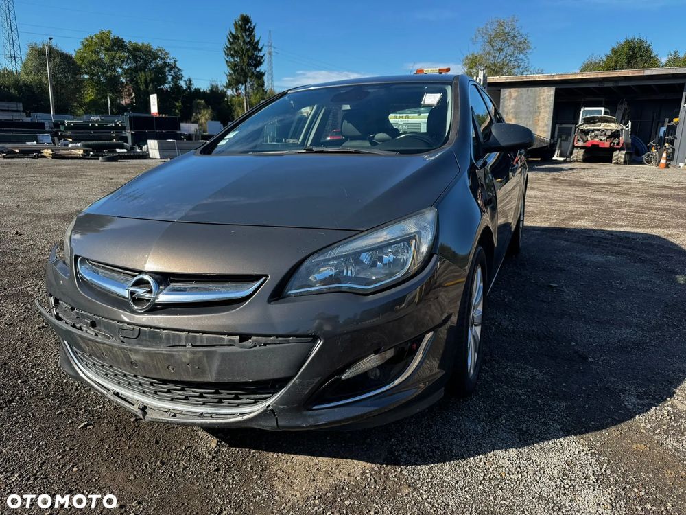 Opel Astra IV 1.6 CDTI Cosmo - 25