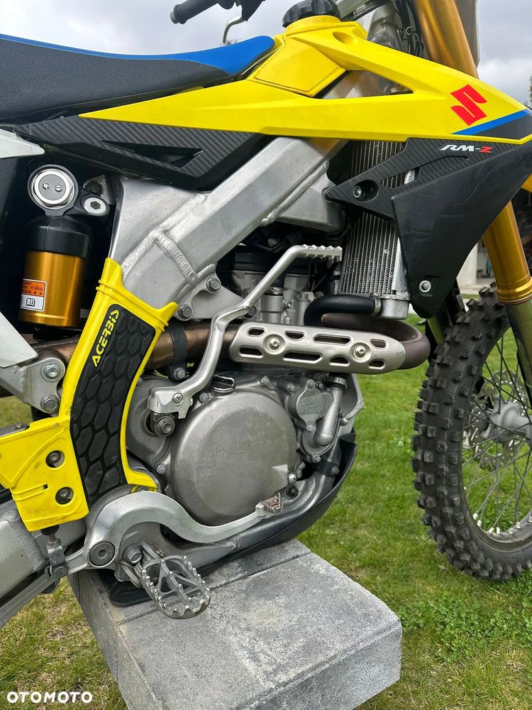 Suzuki RM-Z - 7