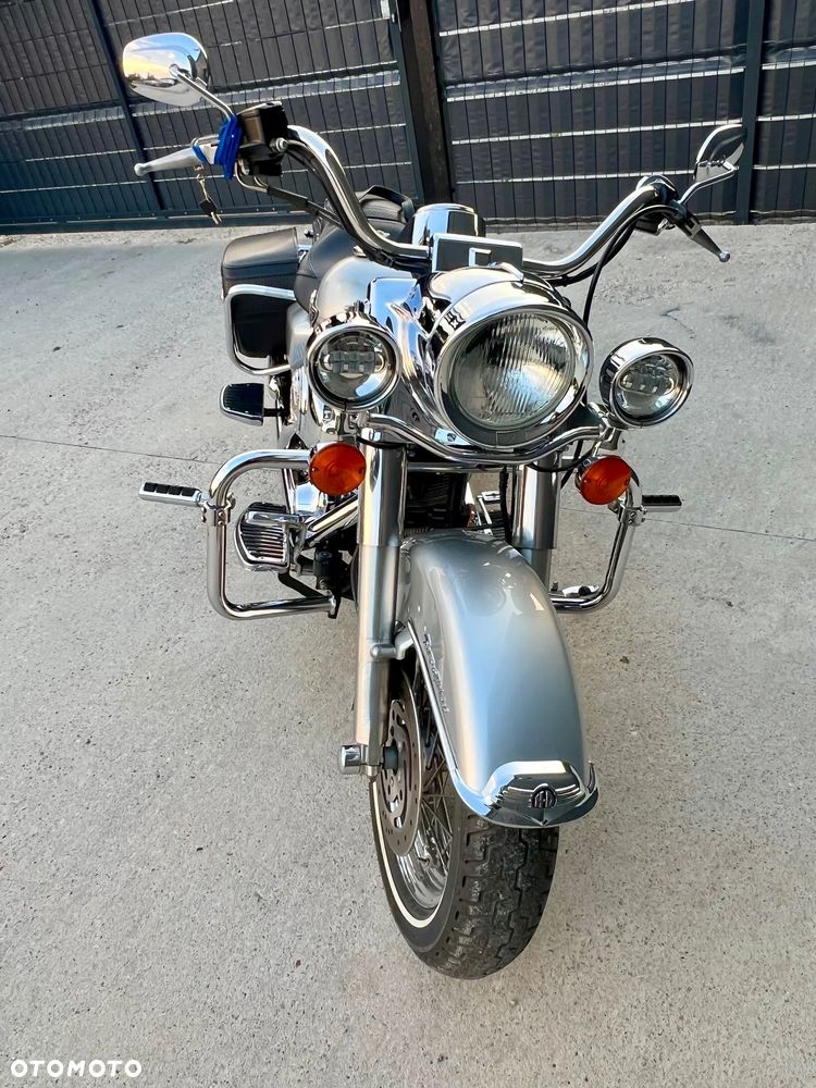 Harley-Davidson Touring Road King - 17