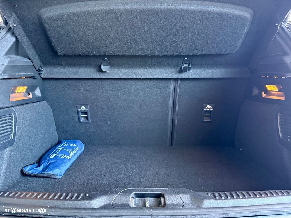 Ford Focus 1.0 EcoBoost ST-Line Aut. - 48
