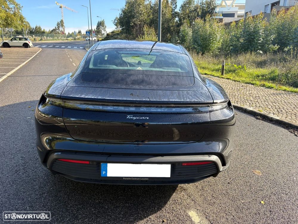 Porsche Taycan 4S - 5