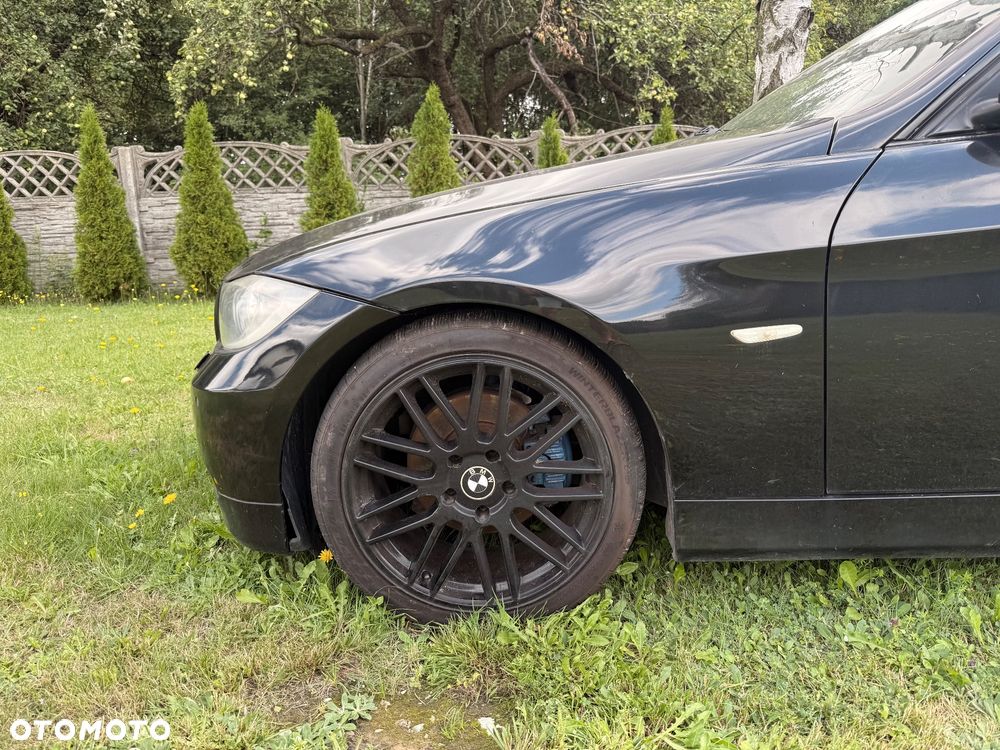 BMW Seria 3 325i - 3