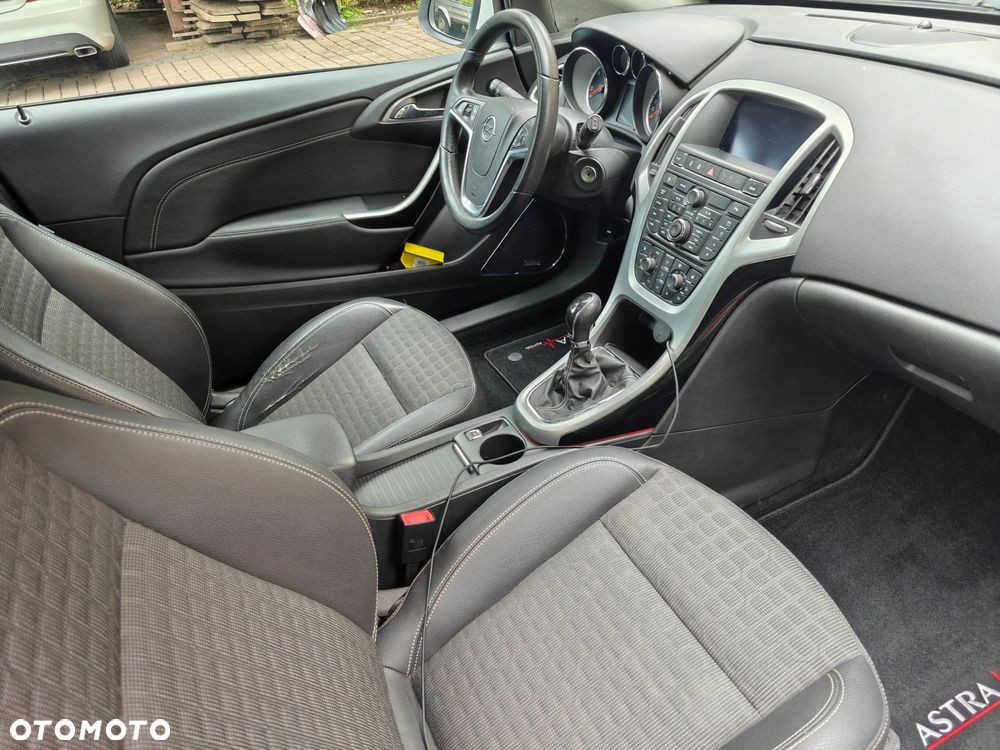 Opel Astra 2.0 CDTI ecoFLEX Start/Stop - 9
