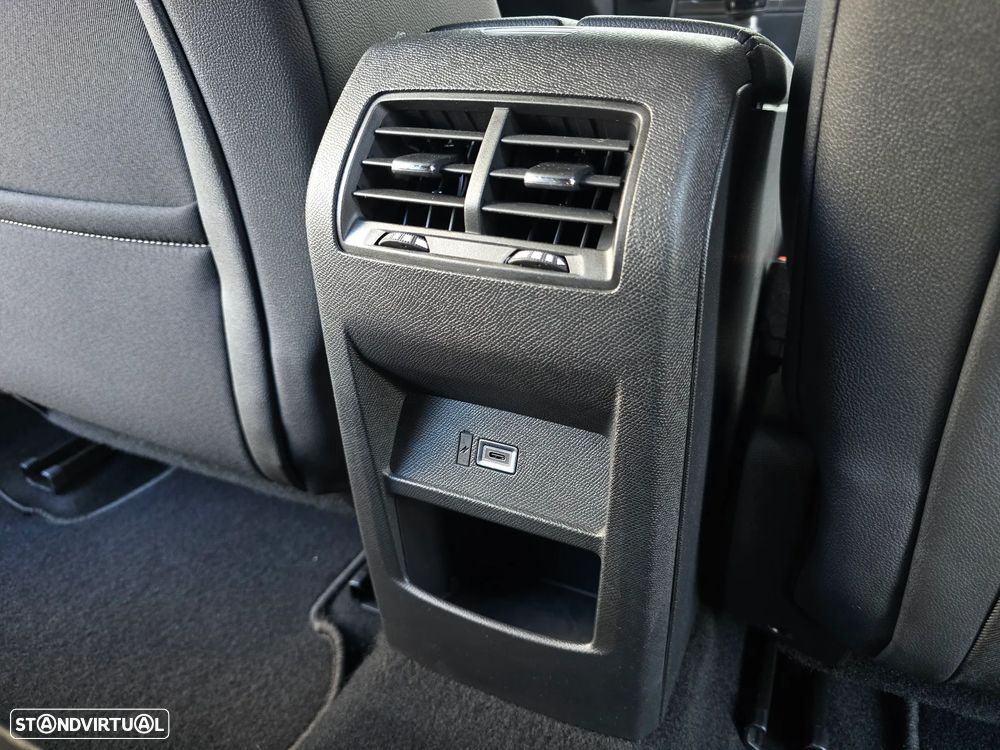 Opel Astra 1.2 T GS Line - 39