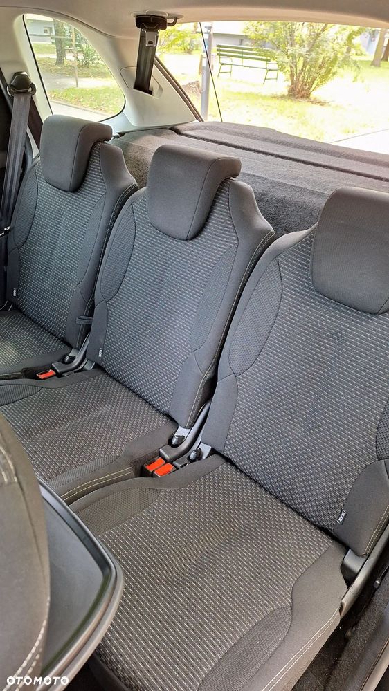 Citroën C4 Picasso 1.6 HDi Equilibre Pack MCP - 23