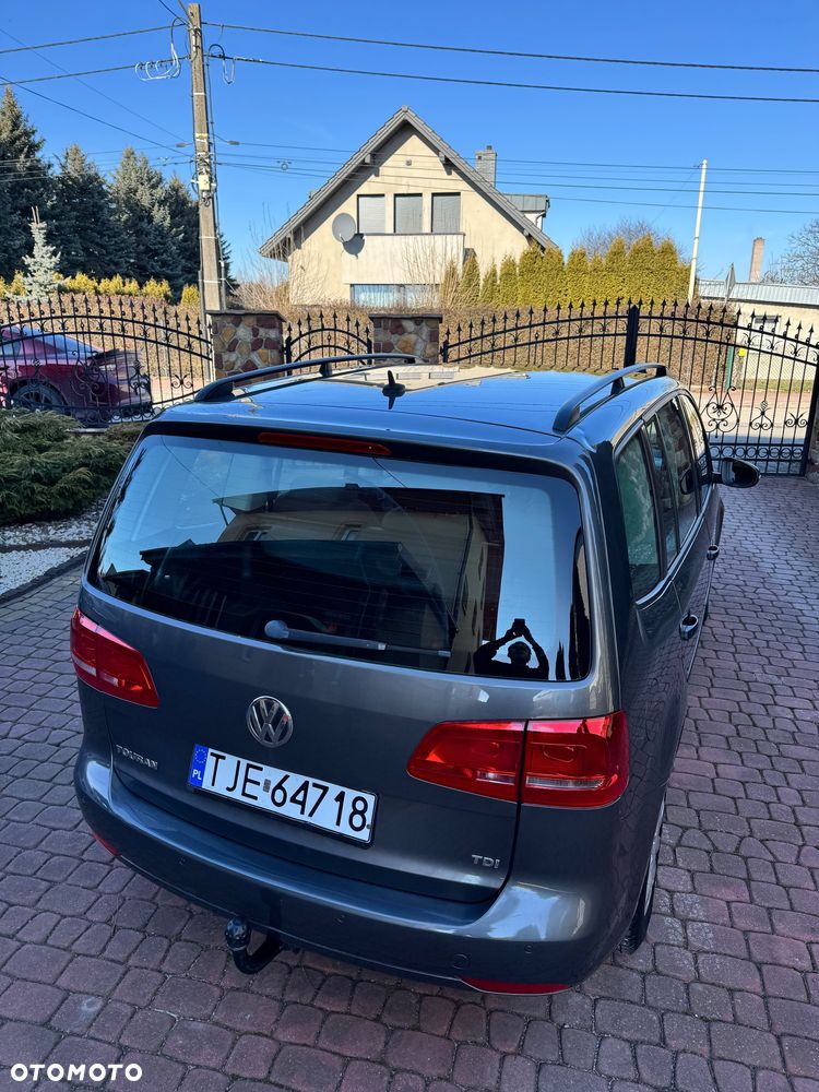 Volkswagen Touran - 8