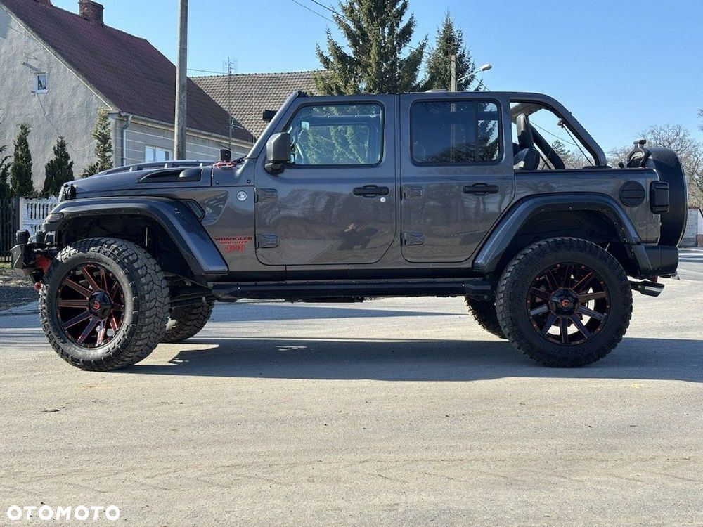 Jeep Wrangler - 3