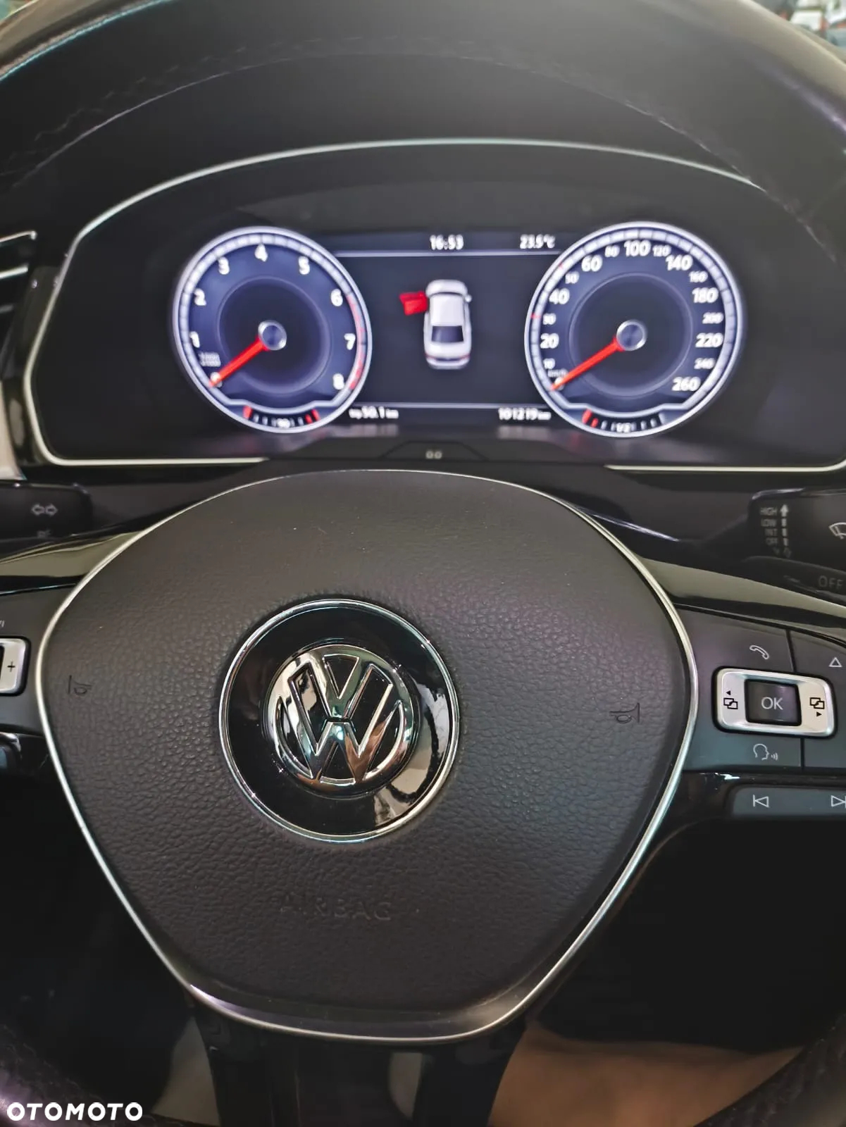 Volkswagen Passat 1.8 TSI BMT Highline DSG - 31