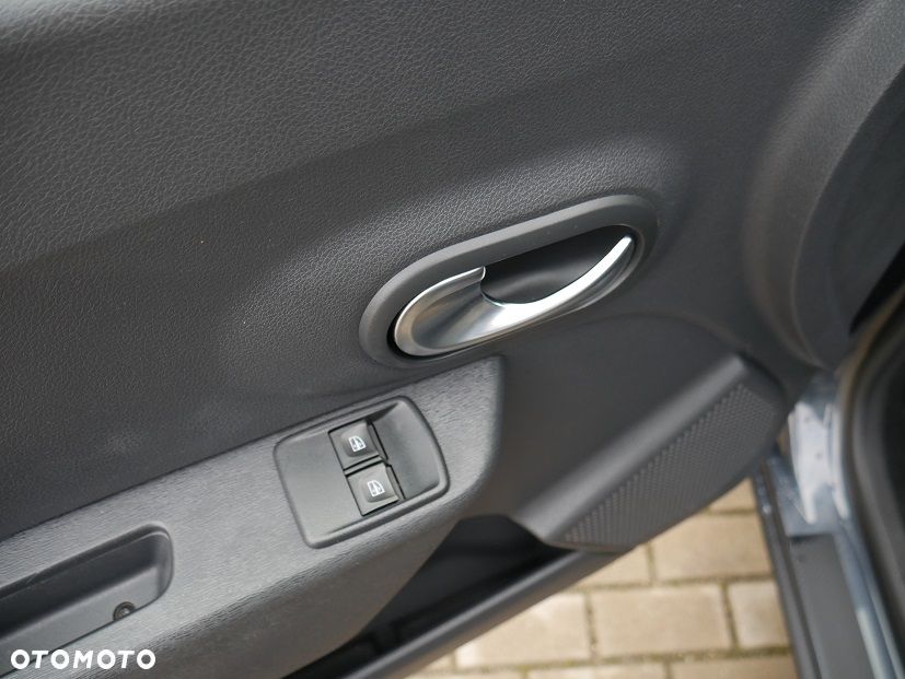 Dacia Dokker 1.6 SCe Stepway - 23