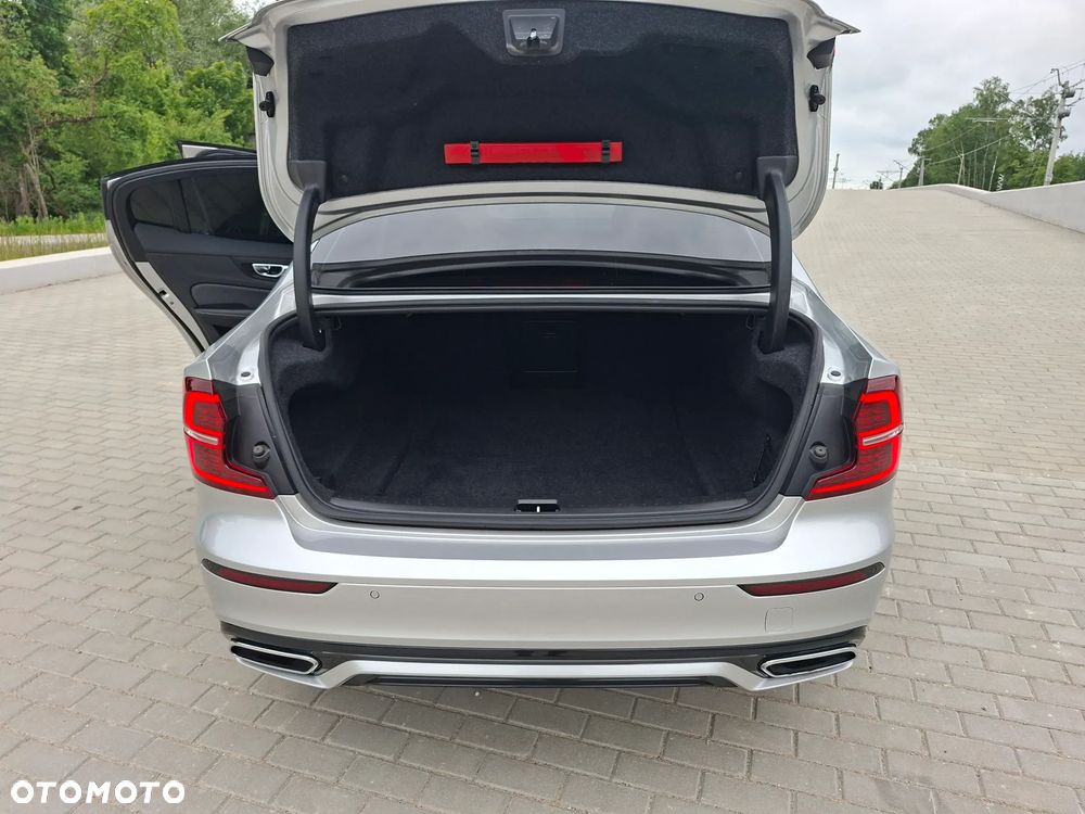 Volvo S60 T4 R-Design - 14