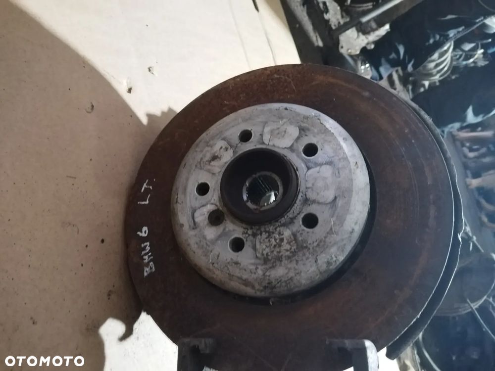 BMW 6 E63 E64 ZWROTNICA PIASTA KOŁA TYŁ LEWA WAHACZ TYŁ LEWY - 2