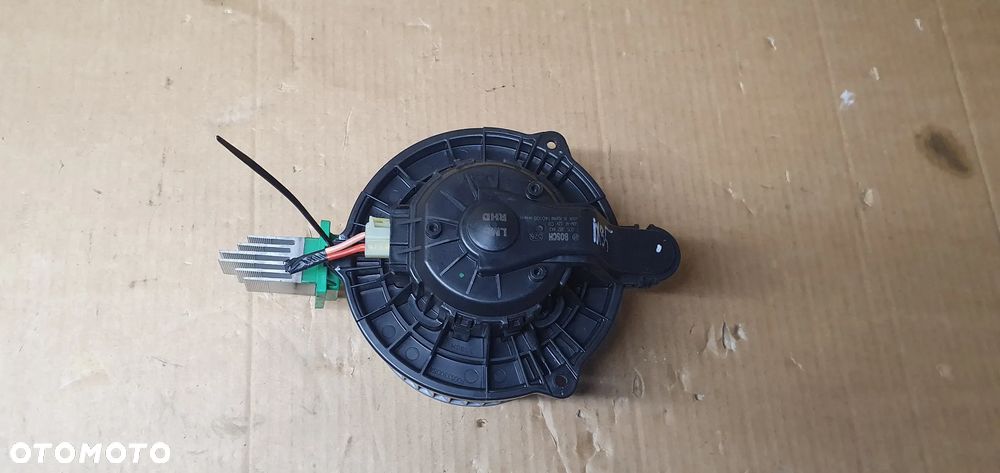 Wentylator silnik dmuchawy nagrzewnicy Hyundai ix35 F00S3B2442 - 1