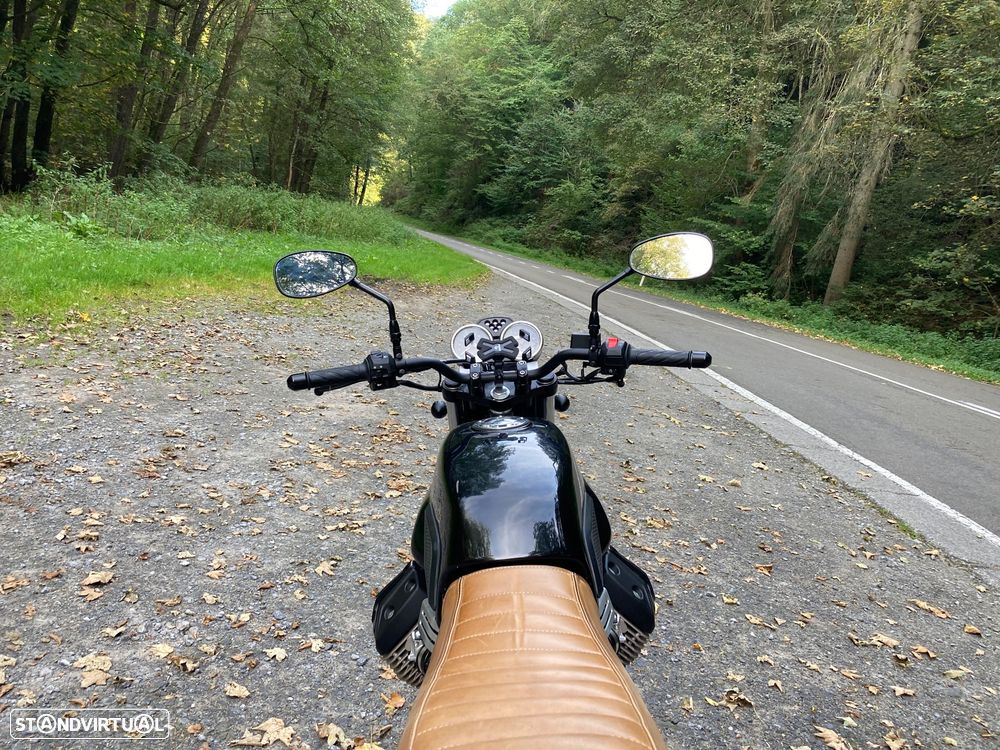 Moto Guzzi V7 Special II - 9