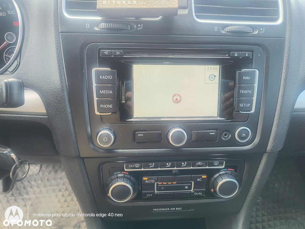 Volkswagen Golf 1.6 TDI Highline - 18