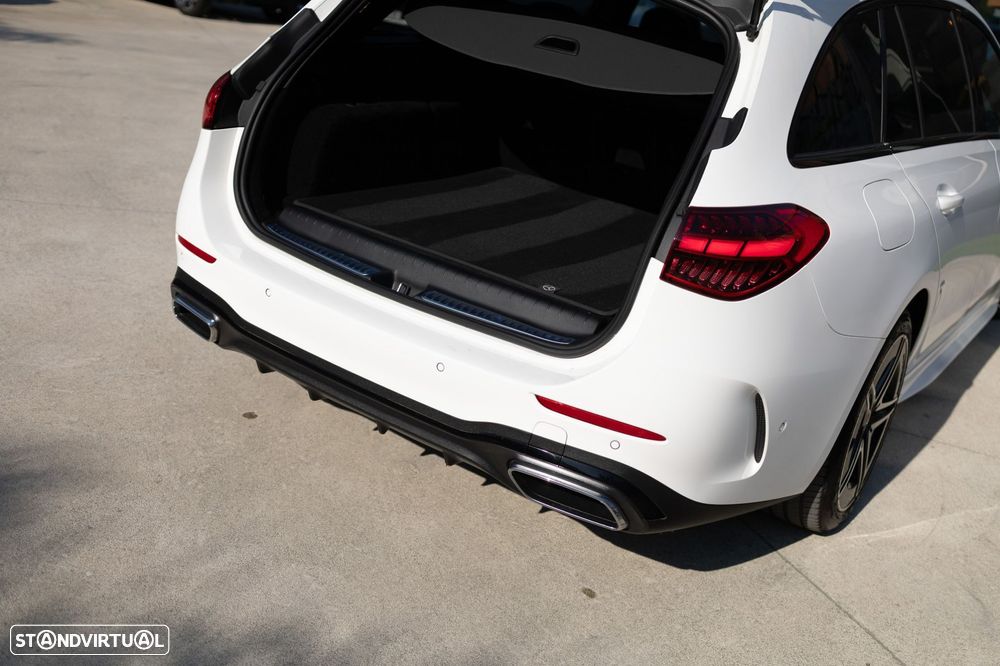 Mercedes-Benz C 300 e AMG Line - 25