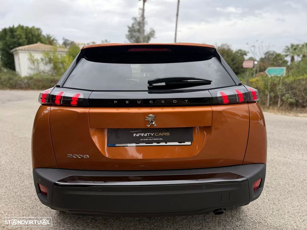 Peugeot 2008 1.2 PureTech Allure Pack - 5