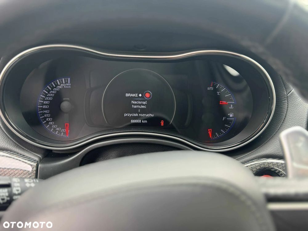 Jeep Grand Cherokee - 15