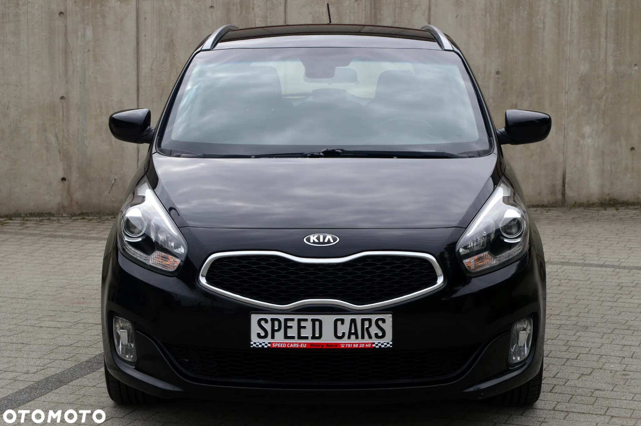 Kia Carens - 2