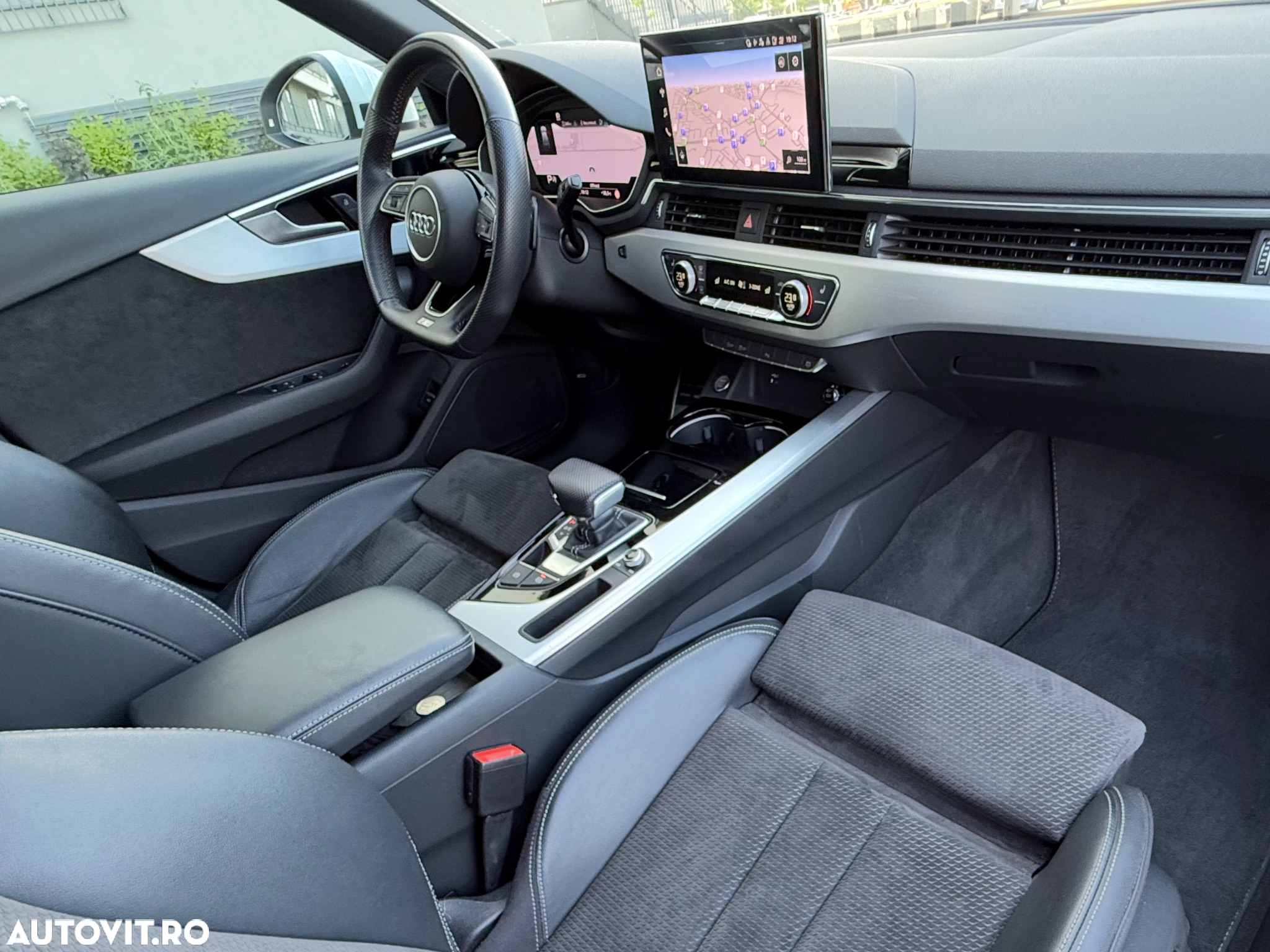 Audi A4 Avant 35 TDI S tronic S line - 10