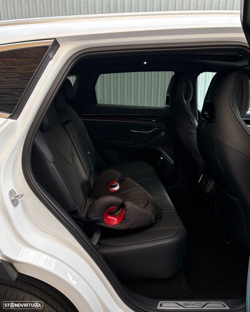 BYD Seal U - 8
