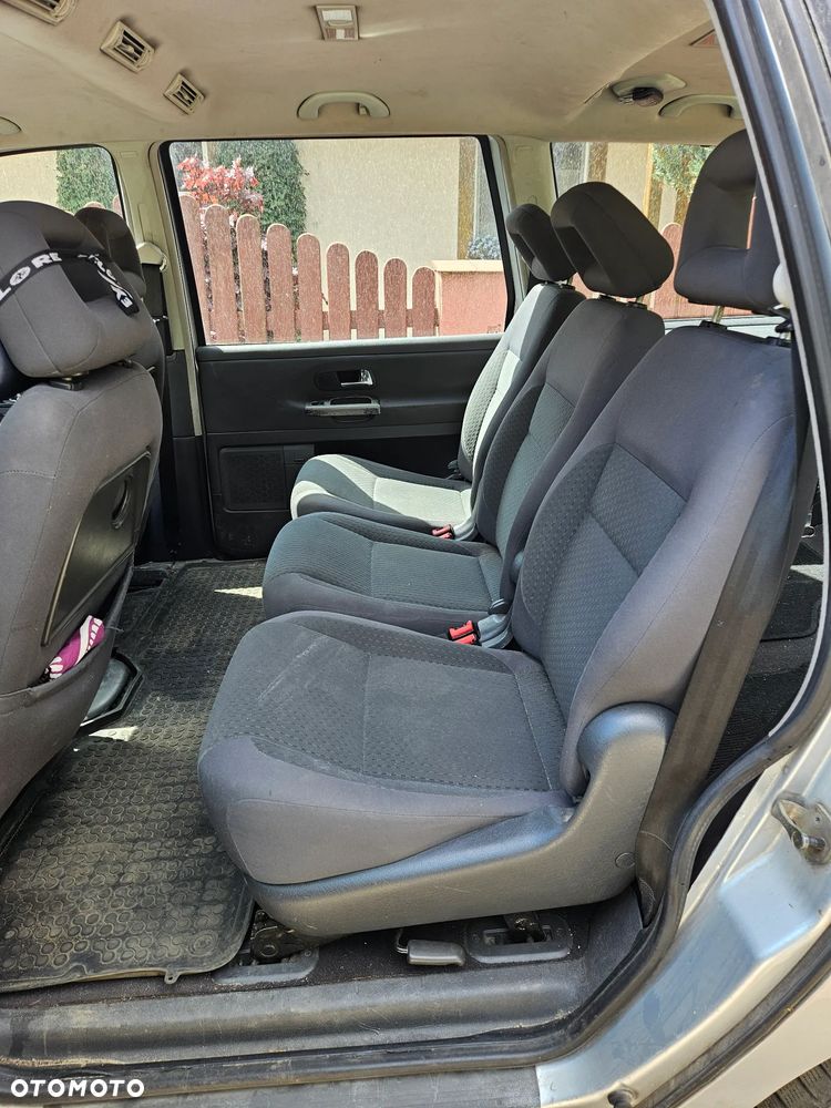 Volkswagen Sharan 1.9 TDI Basis - 8