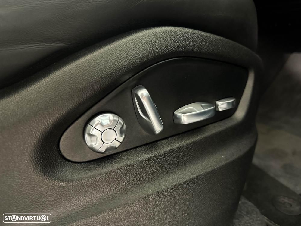 Porsche Cayenne Coupé E-Hybrid Platinum Edition - 33