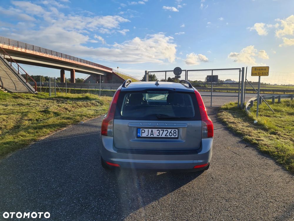 Volvo V50 1.8 - 10
