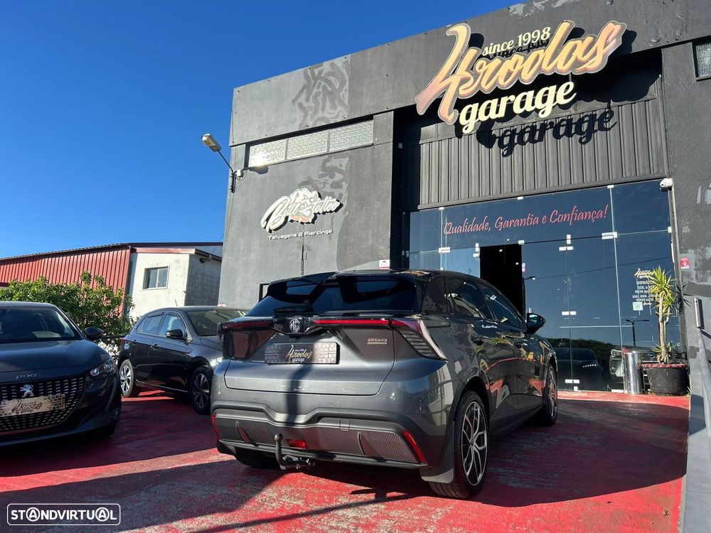 MG MG4 64 kWh Luxury - 15