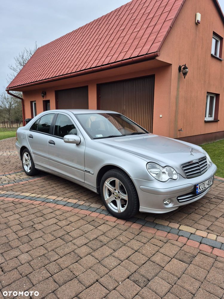 Mercedes-Benz Klasa C 180 Kompressor Classic - 1